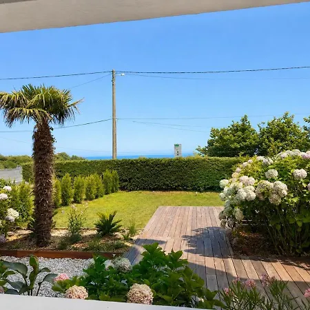 Sea View - 100m To - Garden & Terrace Apartmán *